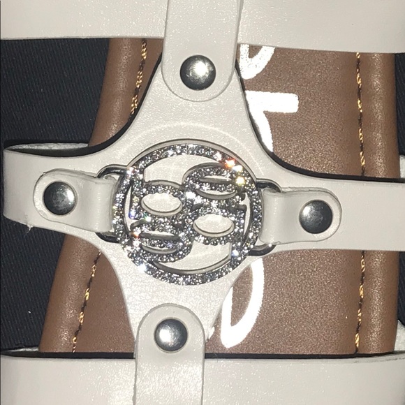 New Bebe White Sandals size 9 Rhinestone Logo Summer - Picture 6 of 16